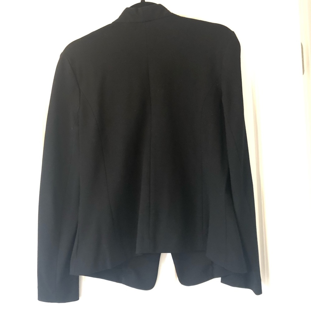 Black blazer - Picture 2 of 4